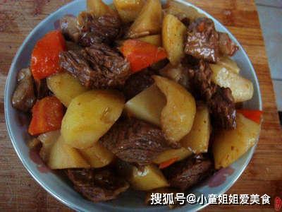 家常美味土豆炖牛肉——让你垂涎欲滴的家常菜做法详解