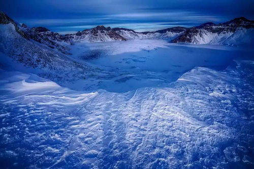 韩国百年罕见大暴雪，雪域奇观与影响挑战